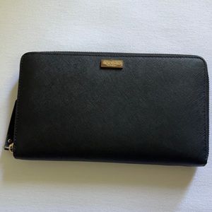 Kate spade zip around travel wallet